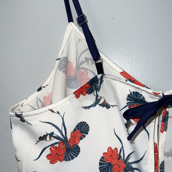 A/X ARMANI EXCHANGE tank - Picture 11 of 16